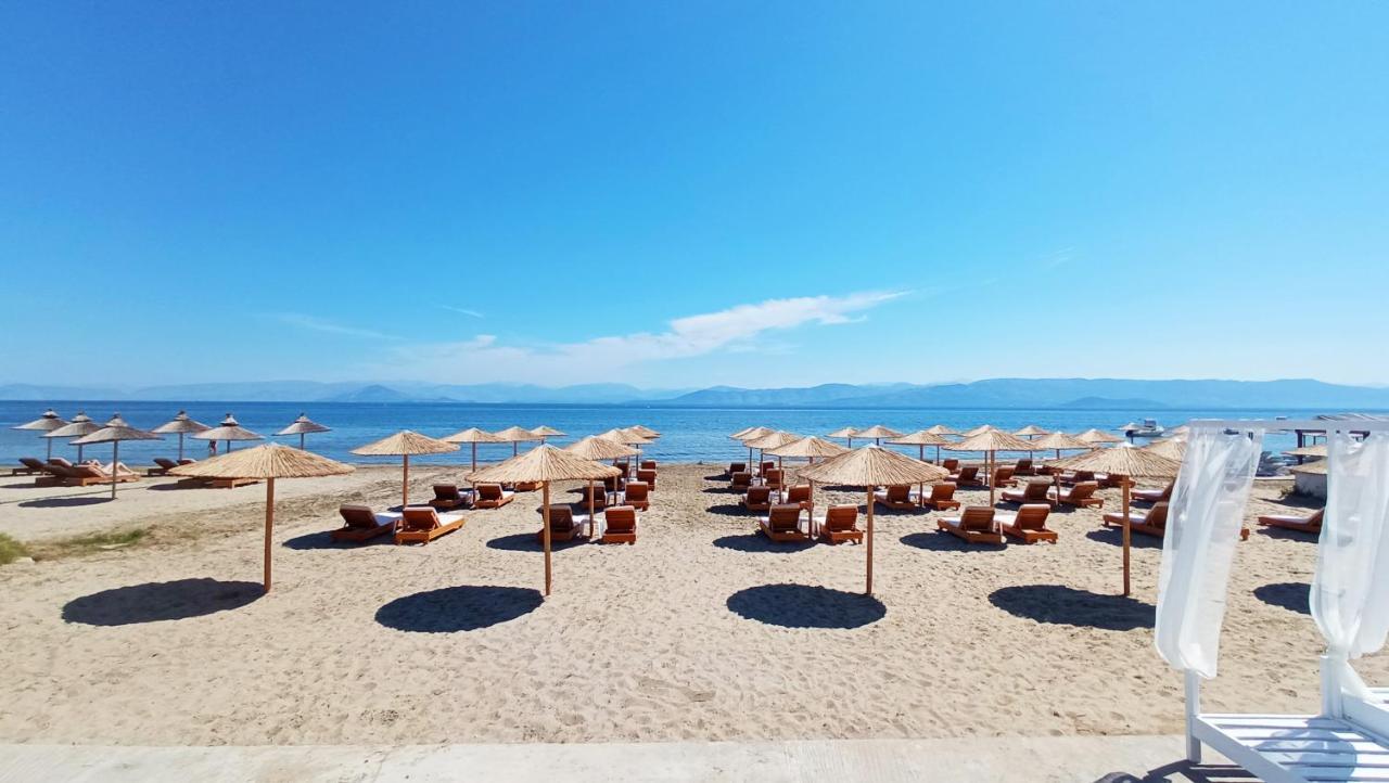 La Playa Grande Aparthotel Kavos Bagian luar foto